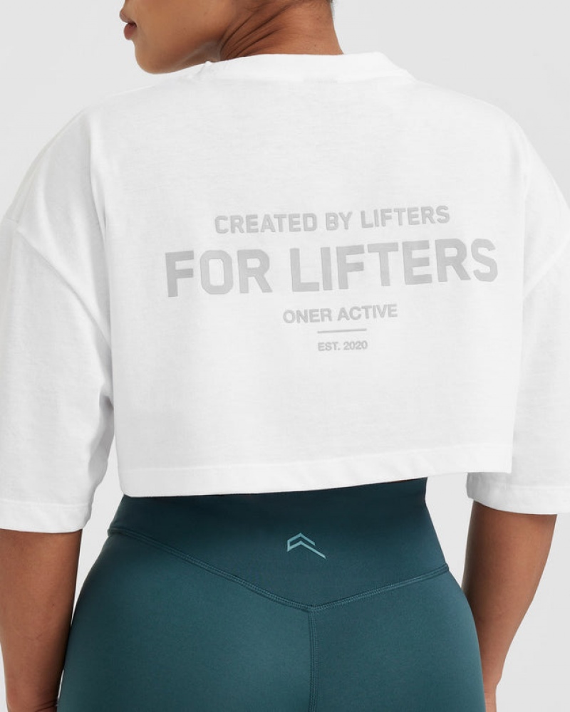 Oner Active Klassiska Lifters Tryck Relaxed Crop Lätta T-shirt Vita | YUTW-60473